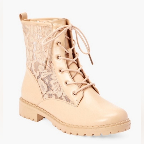 NWT Marina Lace Combat Boot Size 8 Justfab - Picture 3 of 9